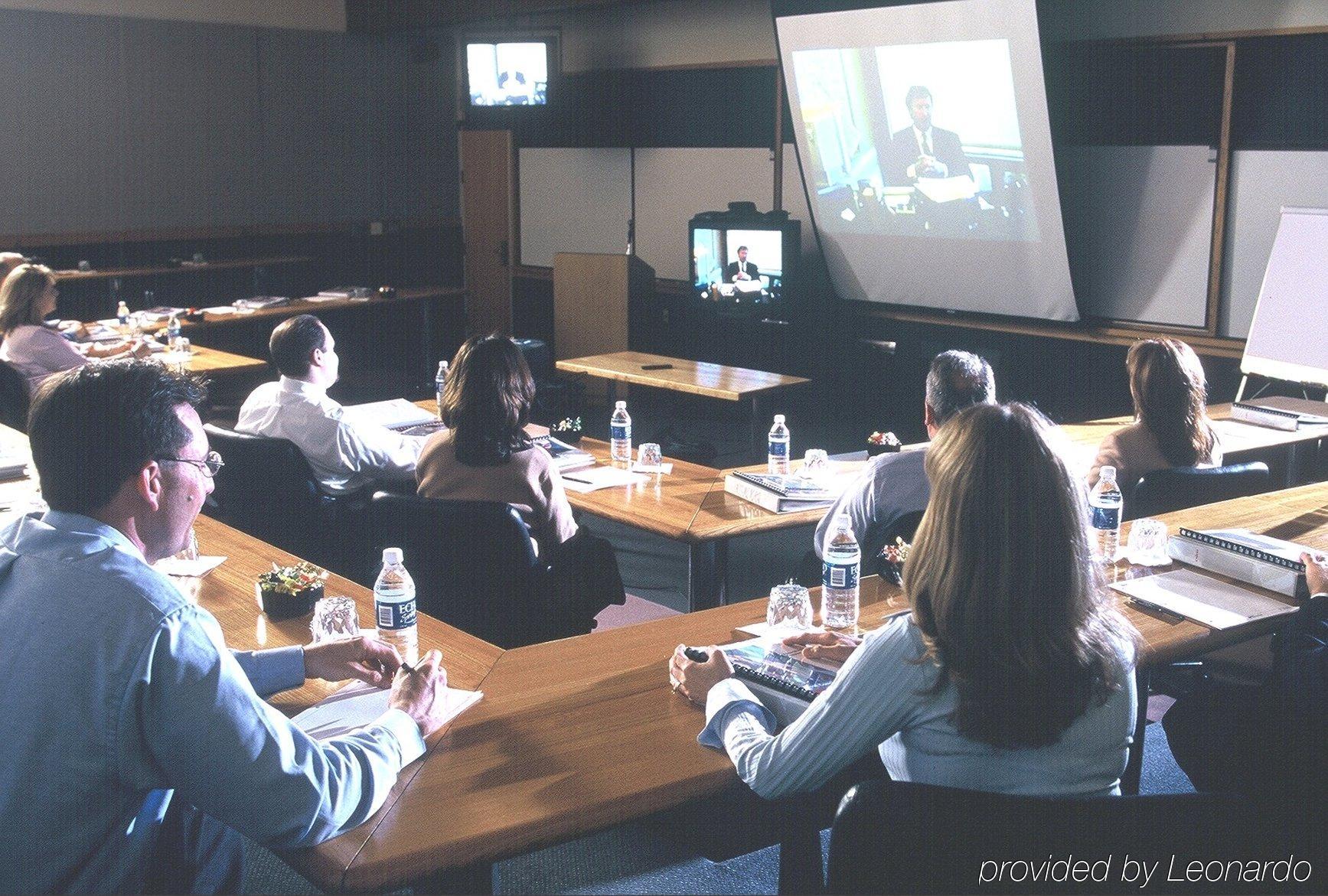 Chubb Hotel & Conference Center Lafayette Hill Ανέσεις φωτογραφία